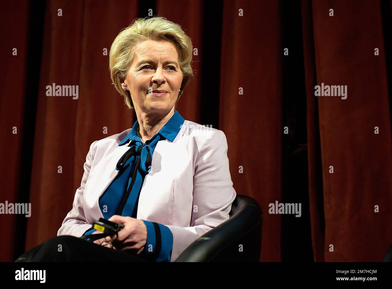 Rom, Italien. 09. Januar 2023. Ursula von der Leyen, Präsidentin der Europäischen Kommission, nimmt an der Präsentation des Buches "Weisheit und Audacity" Teil, in dem 56 Reden des ehemaligen Präsidenten des Europäischen Parlaments David Sassoli, der am 11. Januar 2022 verstorben ist, zusammengetragen werden. Kredit: SOPA Images Limited/Alamy Live News Stockfoto