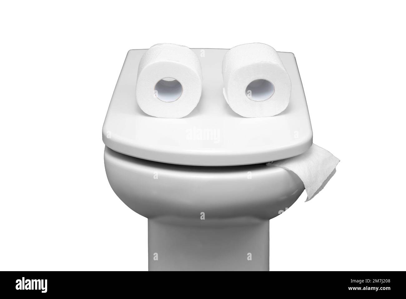 Toilettenschüssel mit zwei Rollen Papier, ähnlich wie Augen oder Gläser, isoliert auf weißem Hintergrund. Komisches Konzept, dass das Toilettenpapier ausgeht Stockfoto