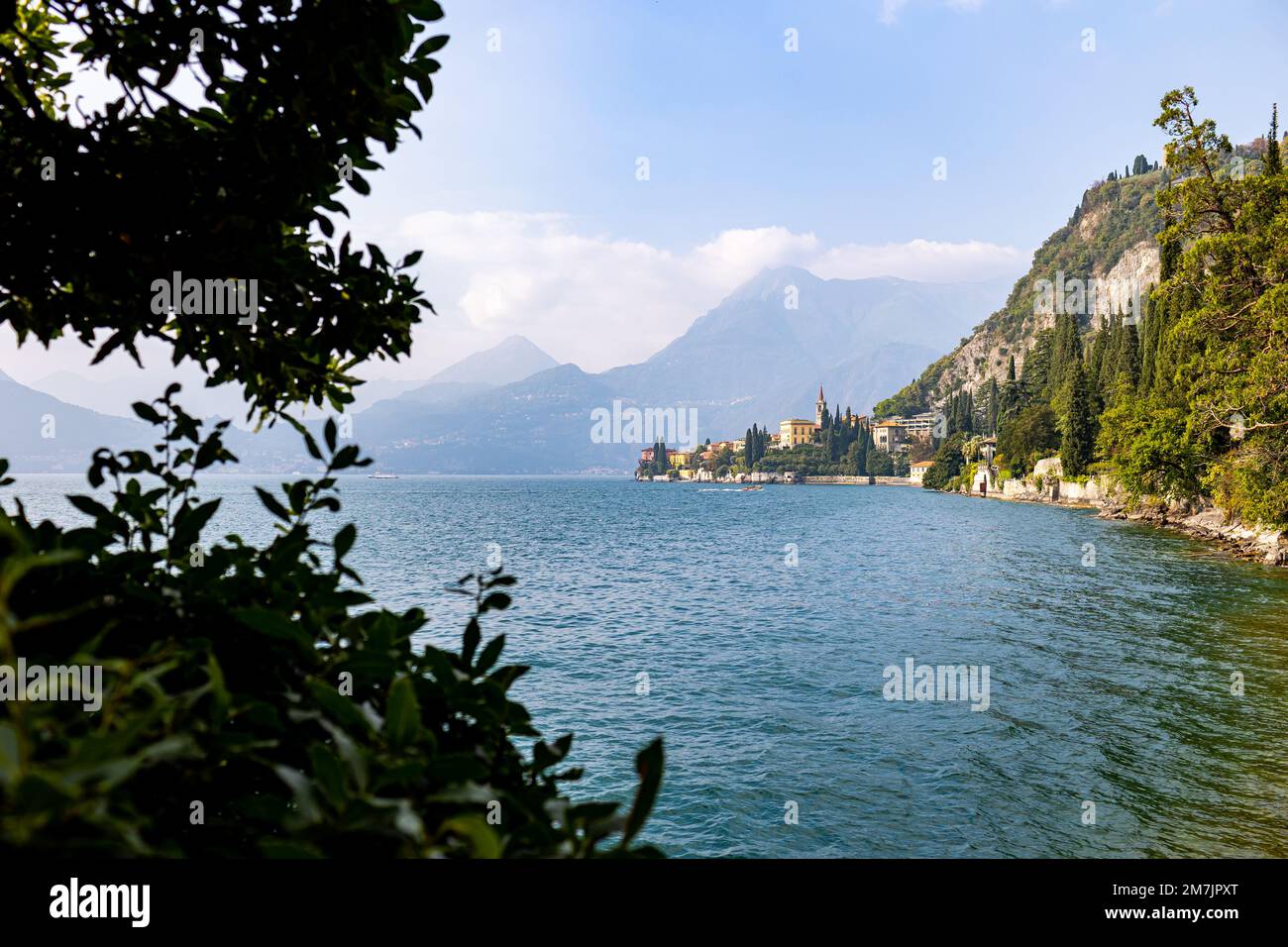 Blick von der Villa Monastero in der Stadt Varenna, Comer See, Italien Stockfoto