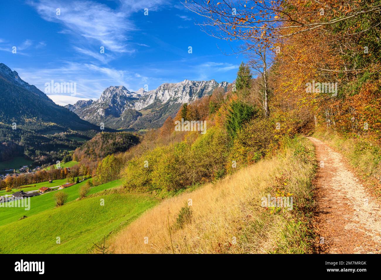 Deutschland, Bayern, Berchtesgadener Land, Ramsau, Soleleitungsweg, Blick auf die Reiter Alm in der Nähe von Gerstreit Stockfoto