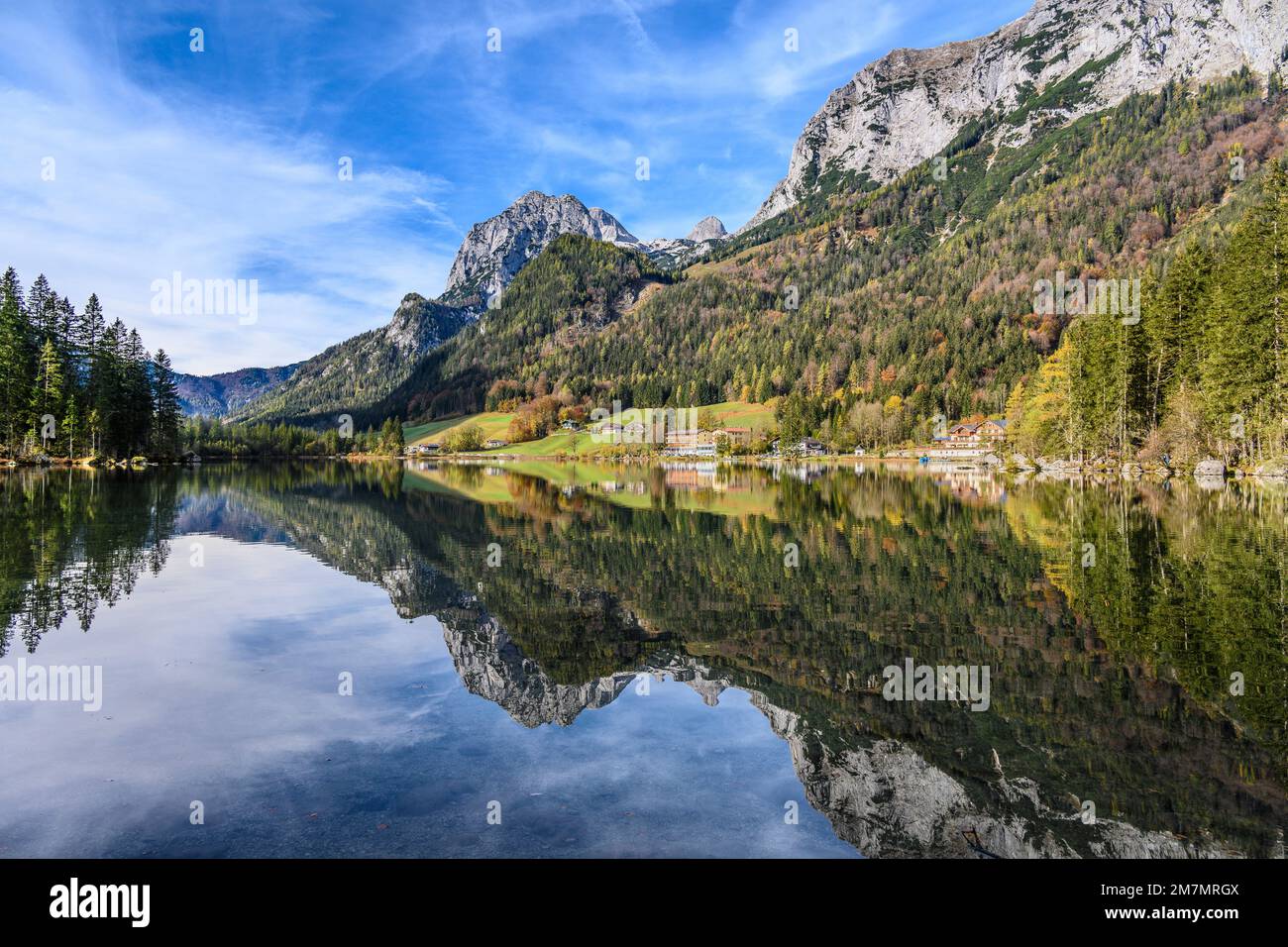 Deutschland, Bayern, Berchtesgadener Land, Ramsau, Hintersee gegen Reiter Alm Stockfoto