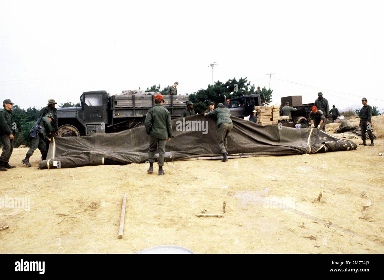 554th red horse squadron -Fotos und -Bildmaterial in hoher Auflösung ...