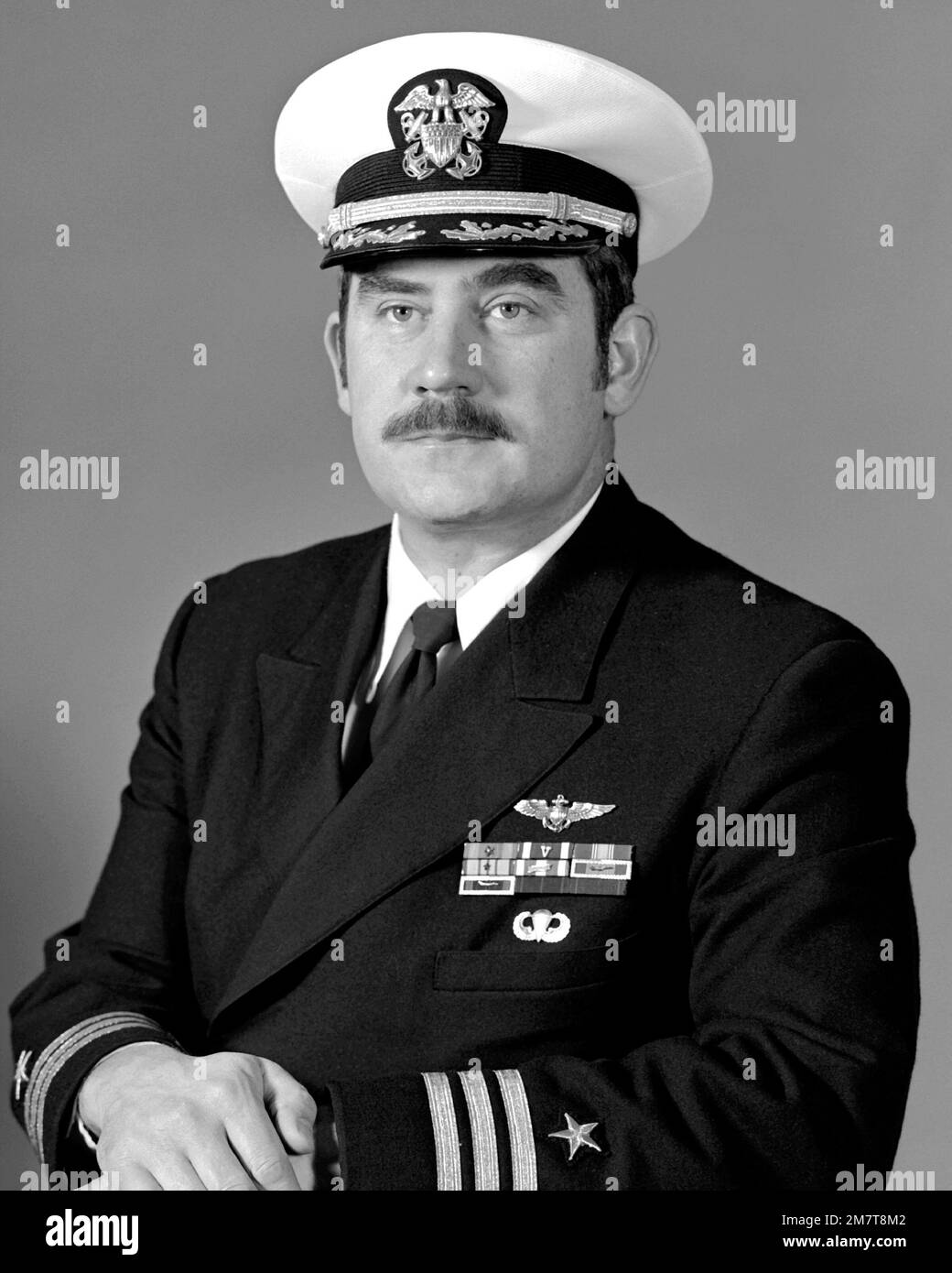 CDR James F. Johnson, USN (gedeckt). Land: Unbekannt Stockfoto