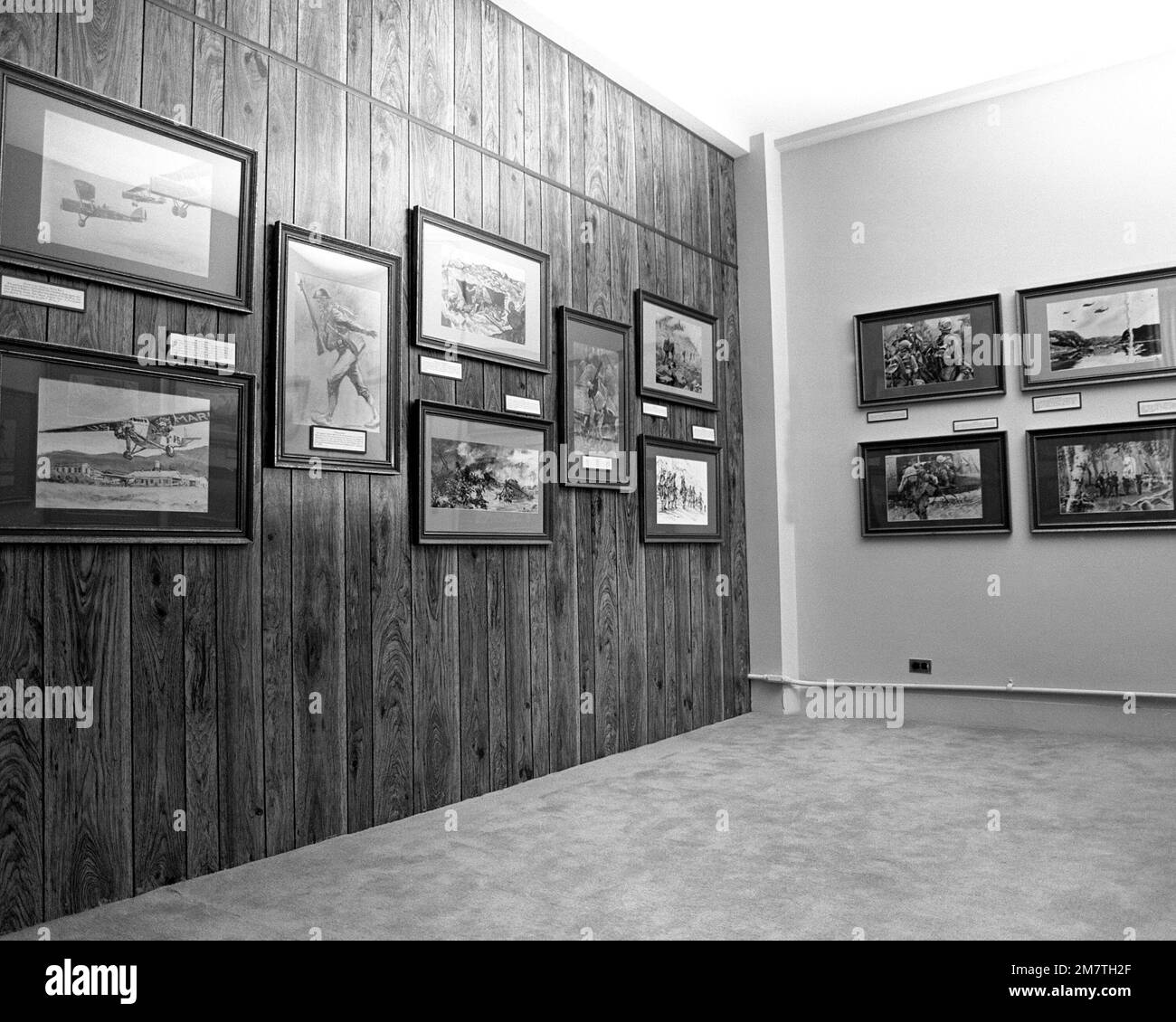 Im war Memorial Marine Corps Museum im Marine Corps Recruit Depot werden verschiedene Gemälde von Marine Corps-Subjekten von Marine MAJ Charles Waterhouse ausgestellt. Basis: USMC Recruit Depot, Parris Island Bundesstaat: South Carolina (SC) Land: Vereinigte Staaten von Amerika (USA) Stockfoto