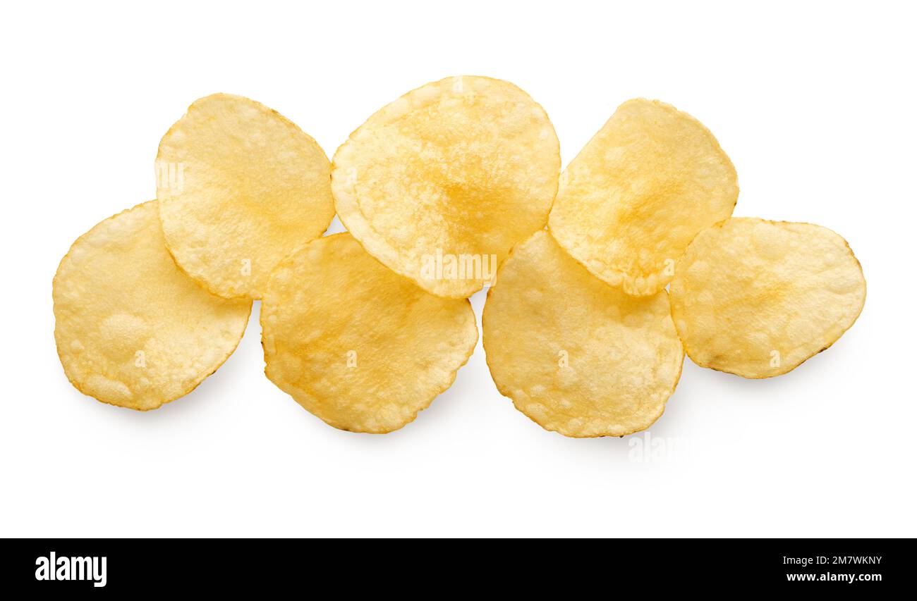 Gruppe von runden natürlichen Kartoffelchips, isoliert auf weißem Hintergrund Stockfoto