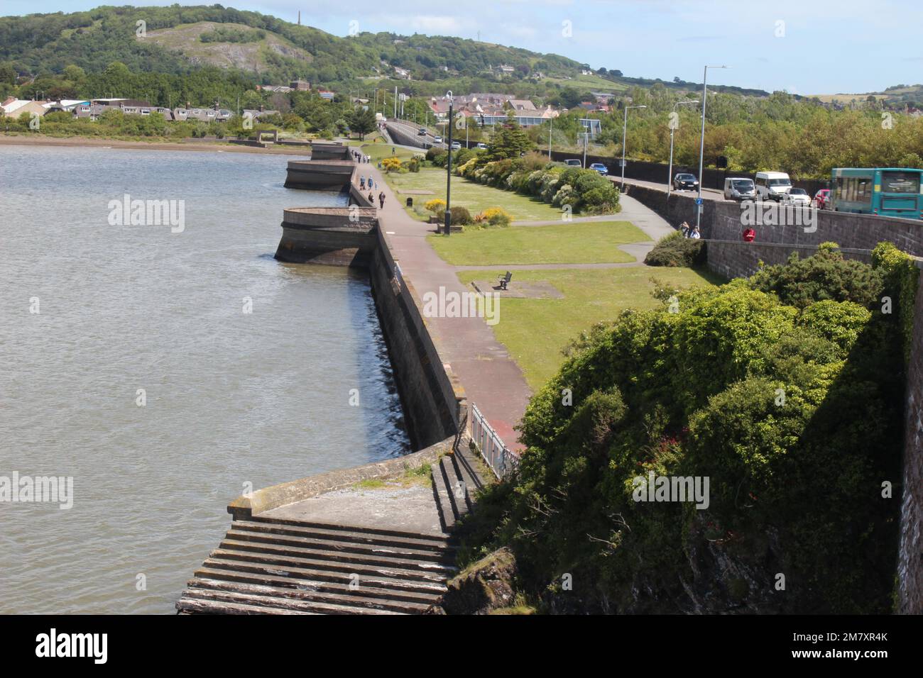Conwy ist eine ummauerte Marktstadt und Gemeinde an der Küste von Nordwales Stockfoto