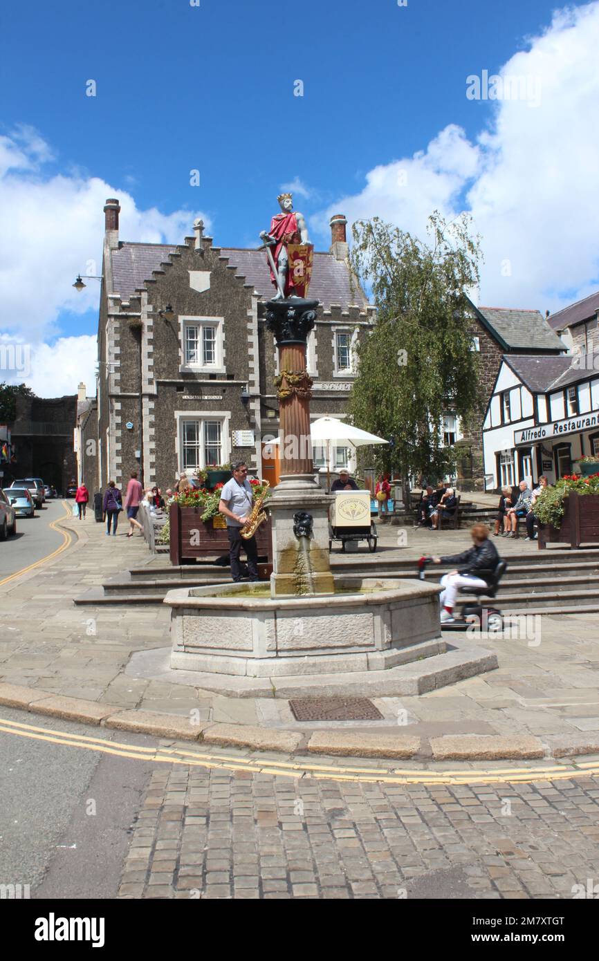 Conwy ist eine ummauerte Marktstadt und Gemeinde an der Küste von Nordwales Stockfoto