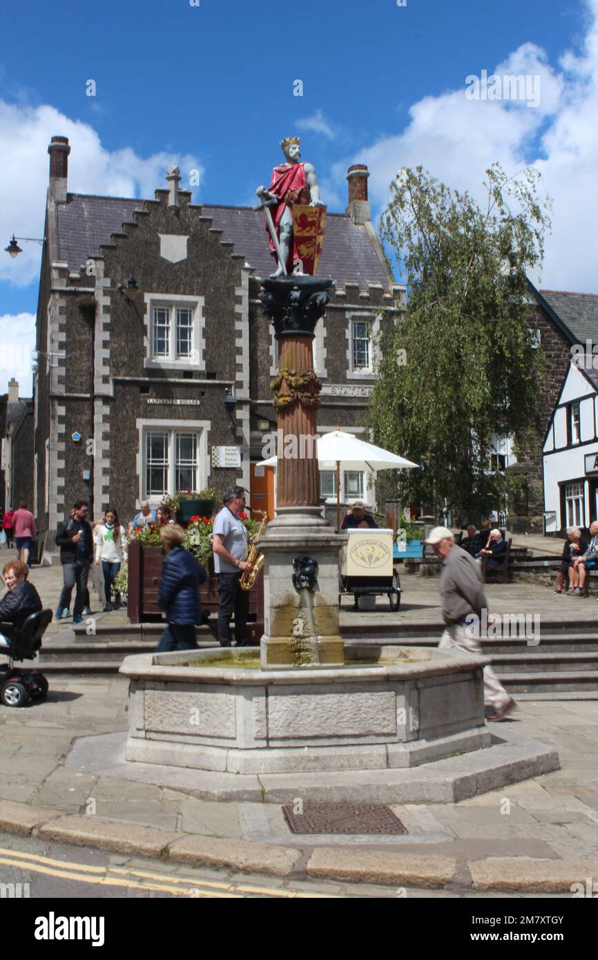 Conwy ist eine ummauerte Marktstadt und Gemeinde an der Küste von Nordwales Stockfoto