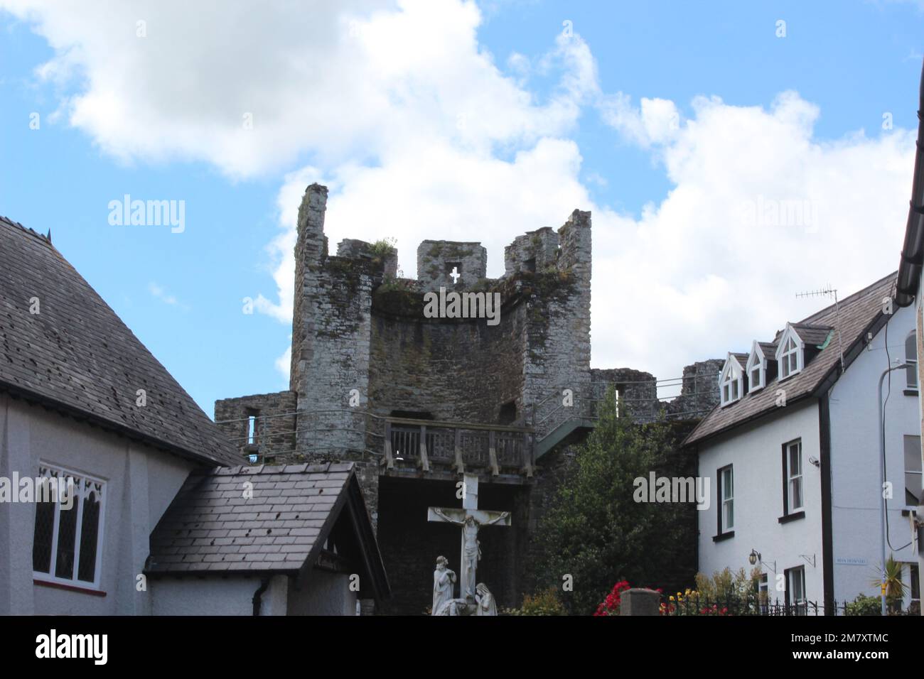 Conwy ist eine ummauerte Marktstadt und Gemeinde an der Küste von Nordwales Stockfoto