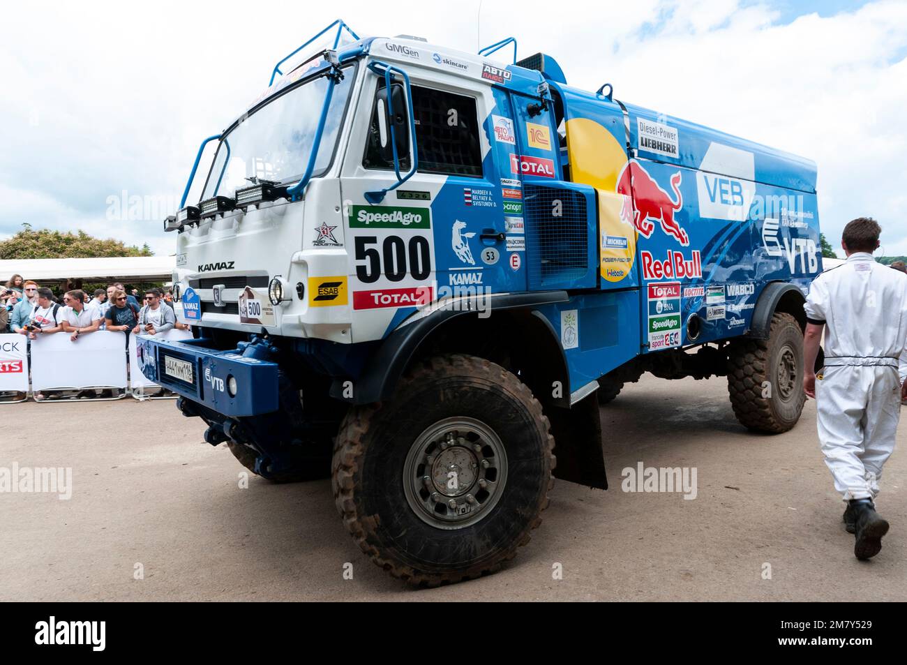 KAMAZ T4 Dakar Rallye Truck gefahren von Ayrat Mardeev beim Goodwood Festival of Speed 2016, Großbritannien. KAMAZ Master Team Rennwagen Stockfoto