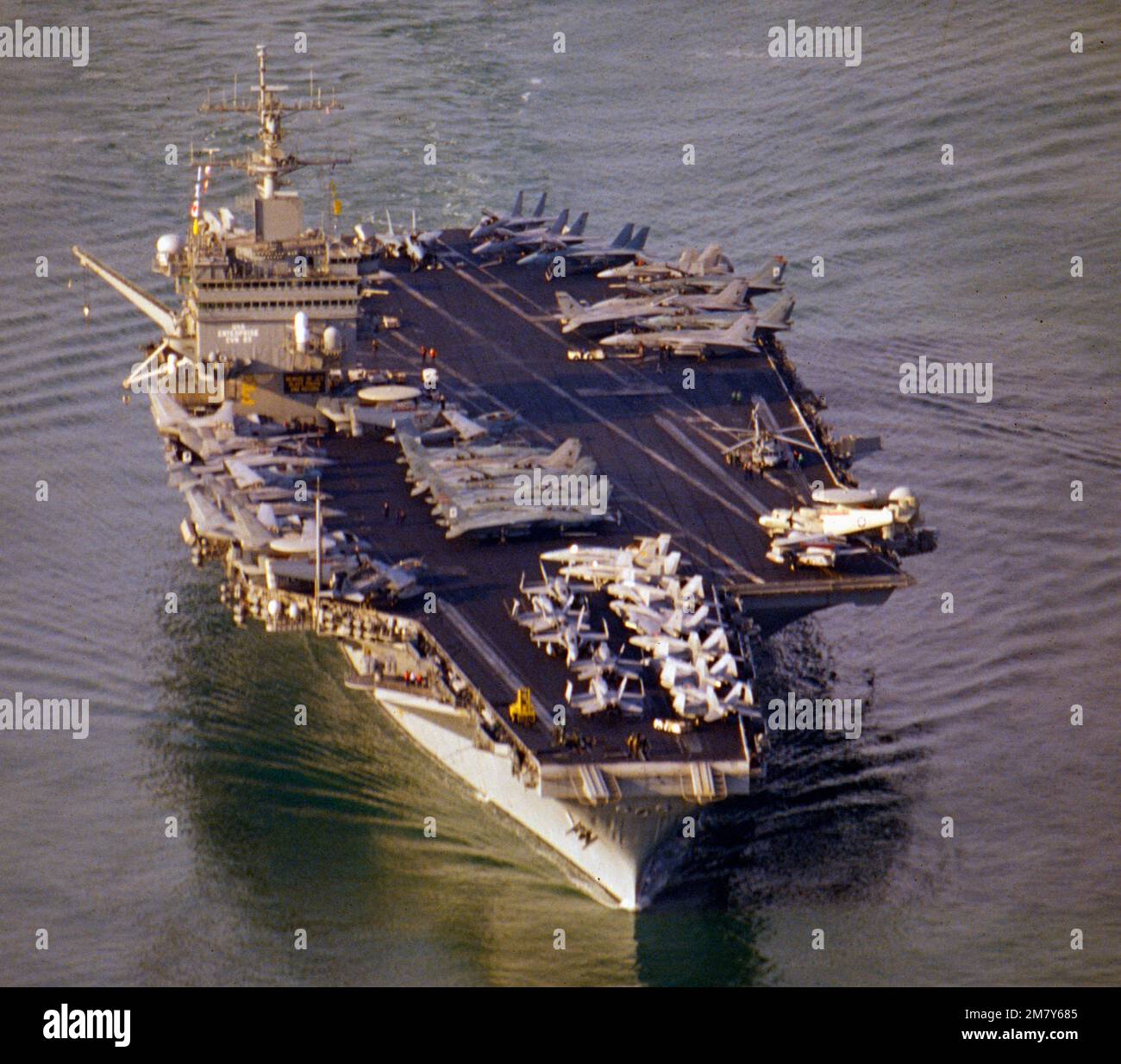USS Enterprise (CVN-65), vormals CVA(N)-65, ist außer Betrieb genommen. Flugzeugträger der US-Marine. 1958 war sie der erste nuklearbetriebene Flugzeugträger und das achte US-Marineschiff, das diesen Namen trug. Wie ihre Vorgängerin aus dem Zweiten Weltkrieg trägt sie den Spitznamen Big E Stockfoto