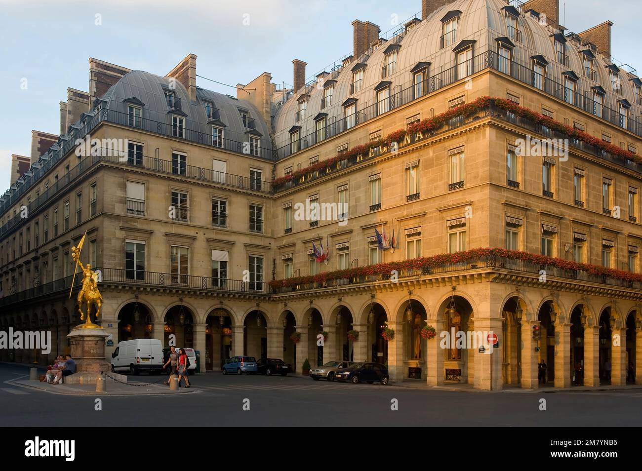 Regina Hotel Fassade at Sunset, Paris, Frankreich Stockfoto