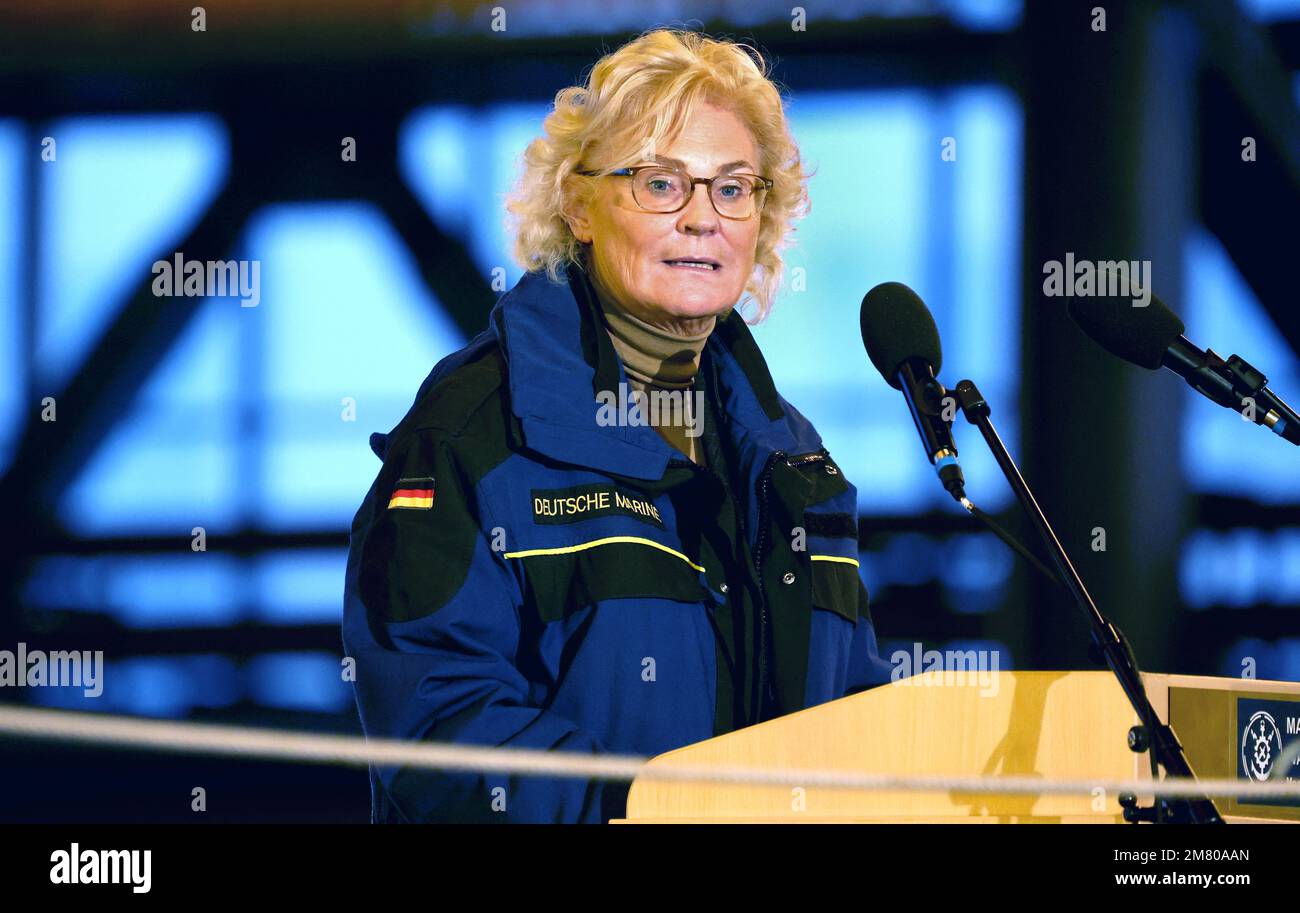 PRODUKTION 11. Januar 2023, MecklenburgVorpommern, Warnemünde