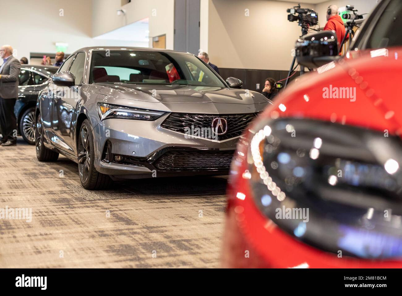 Pontiac, Michigan, USA. 11. Januar 2023. Der Acura Integra wurde mit dem North American Car of the Year Award ausgezeichnet. Die jährlichen NACTOY-Auszeichnungen (North American Car, Truck and Utility Vehicle of the Year) werden von 50 professionellen Automobiljournalisten bewertet. Kredit: Jim West/Alamy Live News Stockfoto