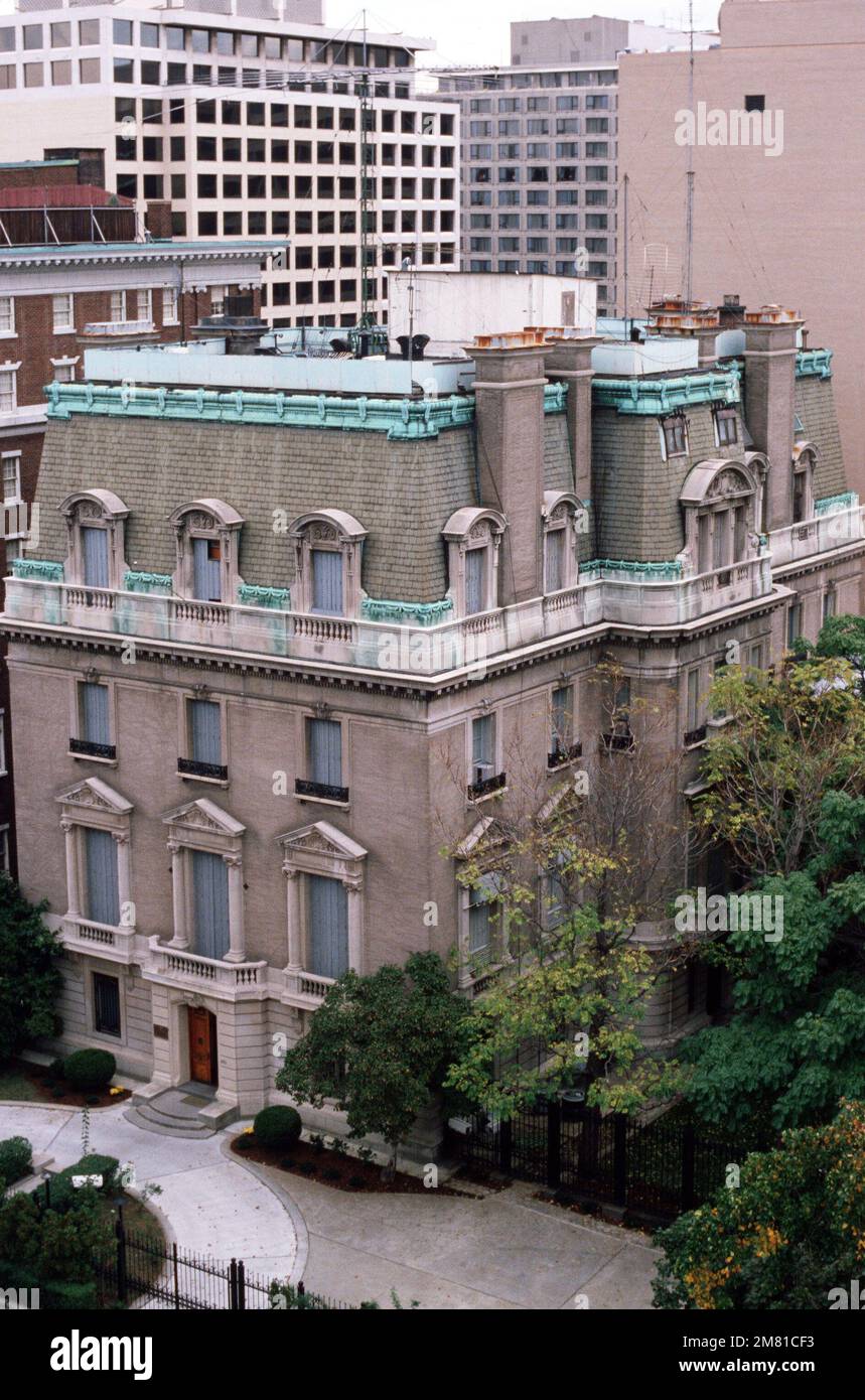 Erhöhte Außenseite mit Blick auf das sowjetische Botschaftsgebäude in der 1125 16. Straße N.W. Basis: Washington State: District of Columbia (DC) Land: Vereinigte Staaten von Amerika (USA) Stockfoto