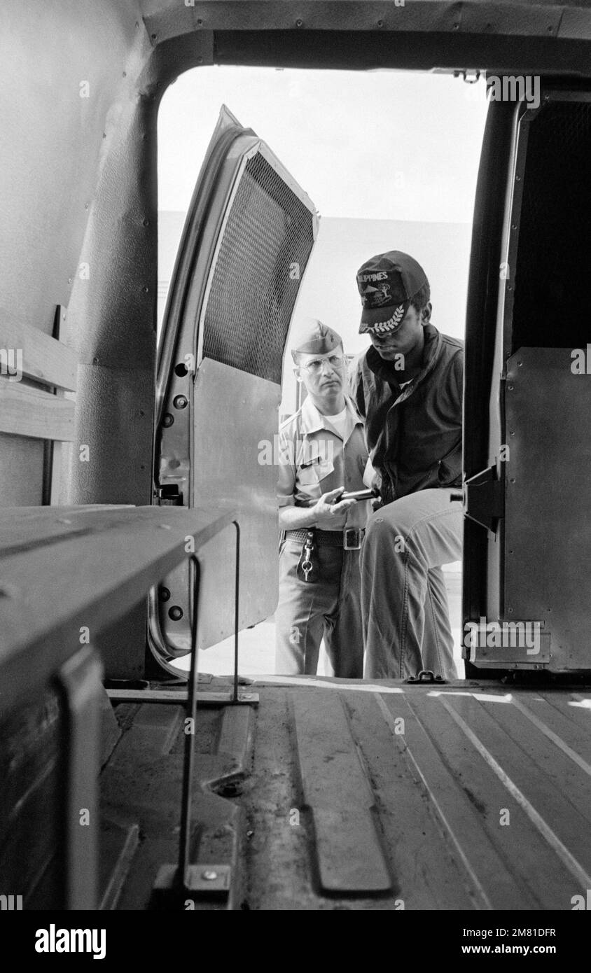 DM-SN-85-02411. Basis: USMC Recruit Depot, San Diego Bundesstaat: Kalifornien (CA) Land: Vereinigte Staaten von Amerika (USA) Stockfoto