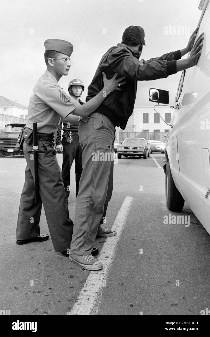 DM-SN-85-02412. Basis: USMC Recruit Depot, San Diego Bundesstaat: Kalifornien (CA) Land: Vereinigte Staaten von Amerika (USA) Stockfoto