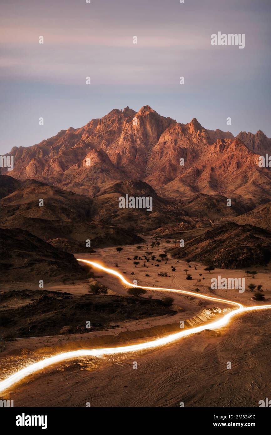 Wüste in Saudi-Arabien bei Nacht, aufgenommen im Mai 2022 Stockfoto