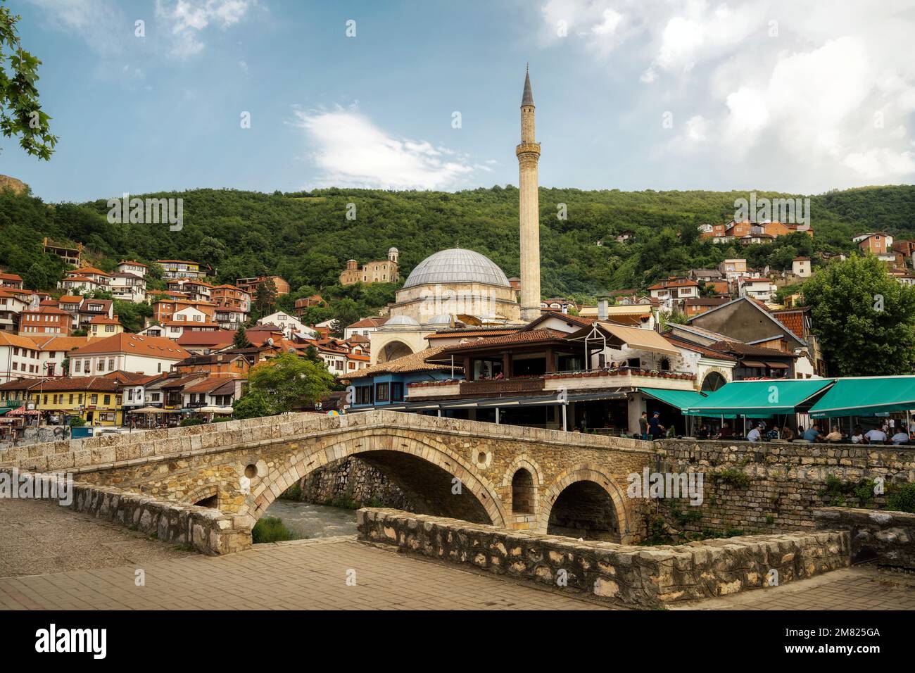 Sehen Sie sich die im Mai 2022 entstandene Prizren Kosovo an Stockfoto
