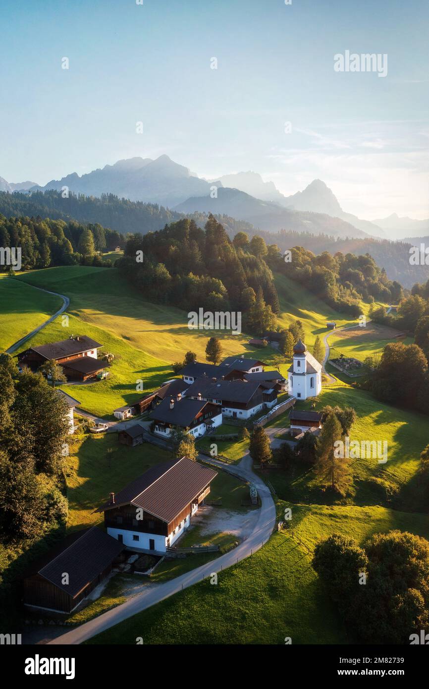 Wamberg in den Bayerischen Alpen im August 2022 aufgenommen Stockfoto