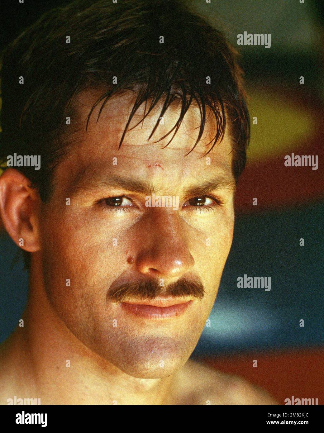 David Butler, US Navy, Mitglied des Wrestling-Teams bei den Olympischen Sommerspielen 1984. Basis: Anaheim Bundesstaat: Kalifornien (CA) Land: Vereinigte Staaten von Amerika (USA) Stockfoto