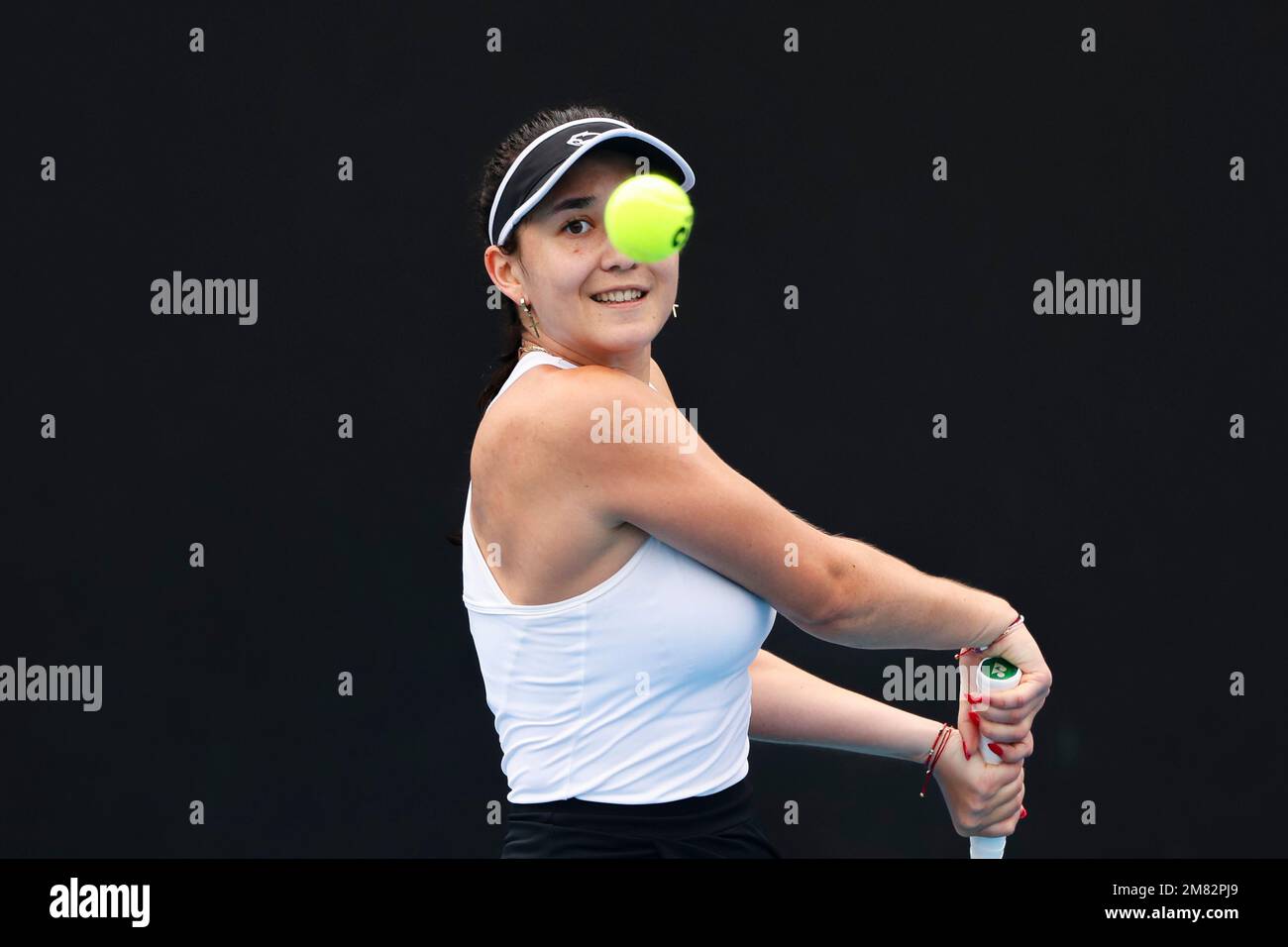 Melbourne, Australien, 12. Januar 2023. Die deutsche Tennisspielerin Eva Lys hat sich an ihrem 21. Geburtstag während der Australian Open Qualification 2023 im Melbourne Park zum ersten Mal für eine Grand-Slam-Hauptrunde qualifiziert. Foto: Frank Molter/Alamy Live News Stockfoto