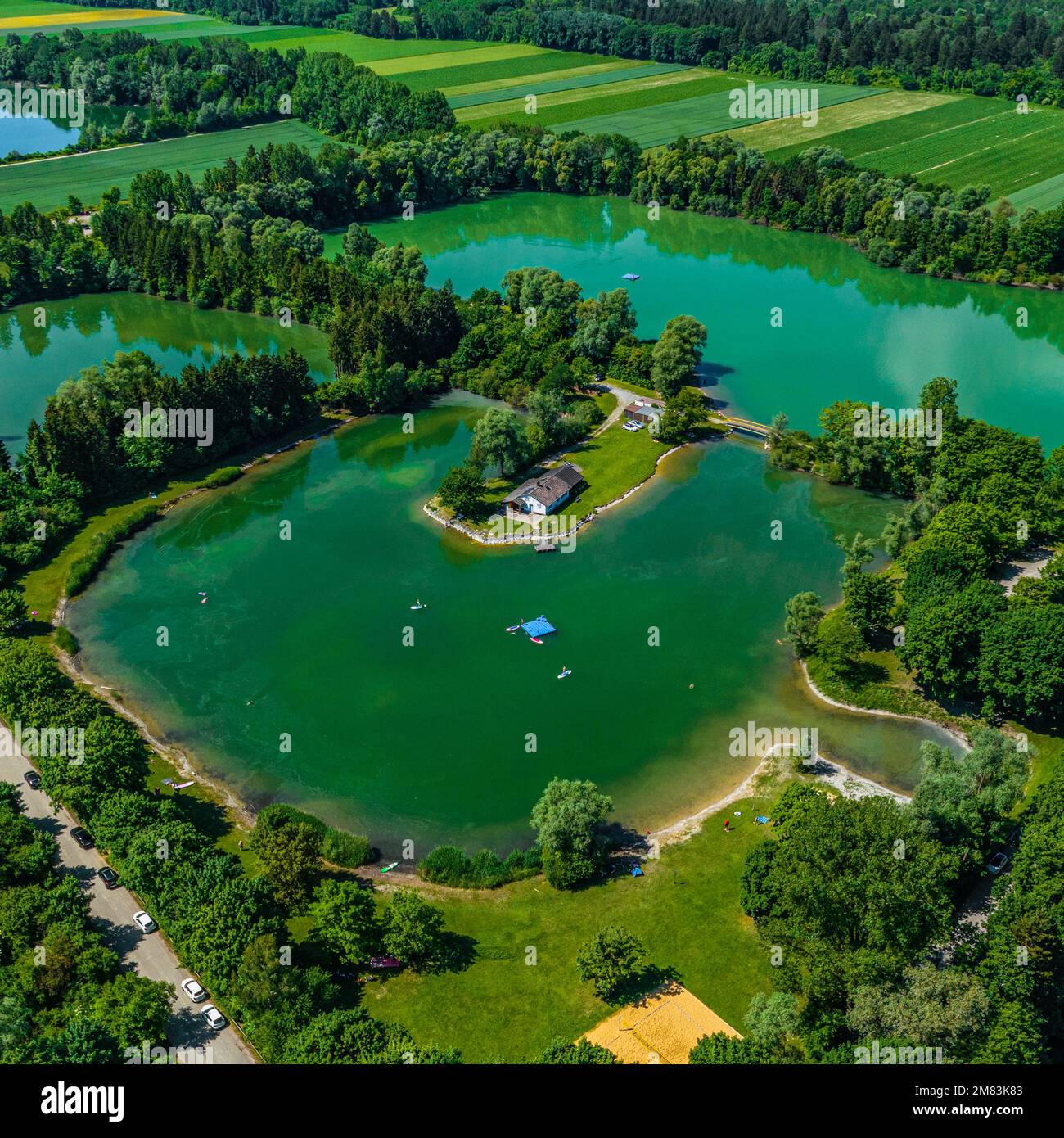 Luftaufnahme in die Region rund um den Sander Lake, ein lokales Erholungsgebiet in der Nähe von Augsburg Stockfoto