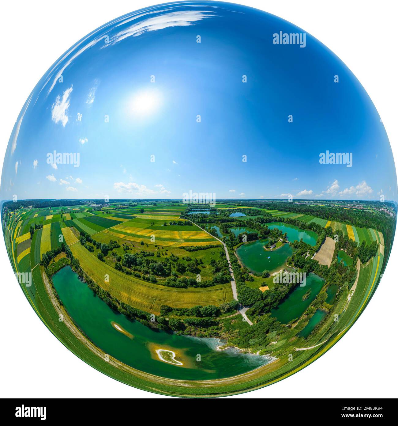 Luftaufnahme in die Region rund um den Sander Lake, ein lokales Erholungsgebiet in der Nähe von Augsburg Stockfoto