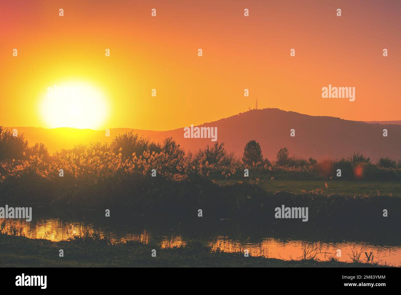 Das Hula-Tal im Norden Israels bei Sonnenuntergang Stockfoto