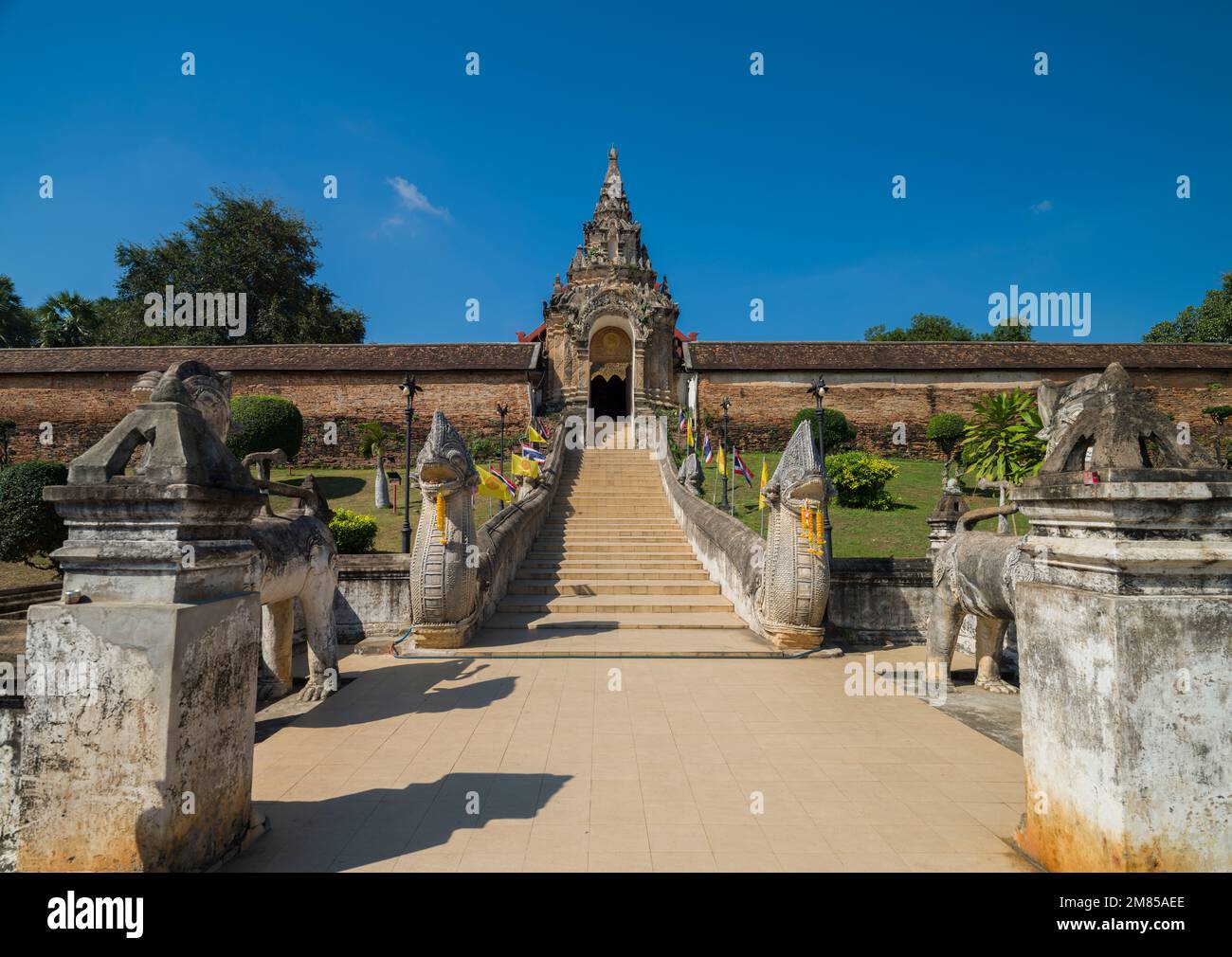 Wat Phra, Der Lampang Luang Tempel. Buddhistischer Tempel im Lanna-Stil. Touristenziel Nord Stockfoto