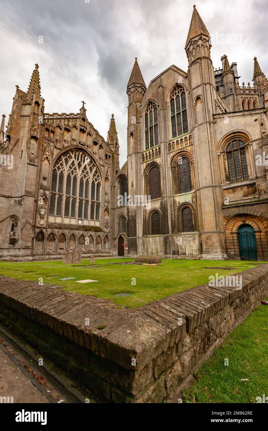 Ely Cathedral, Cambridgeshire, Großbritannien, die mittelalterliche Kathedrale in der East Anglian Stadt Ely, England, auch bekannt als das Schiff der Fens. Stockfoto