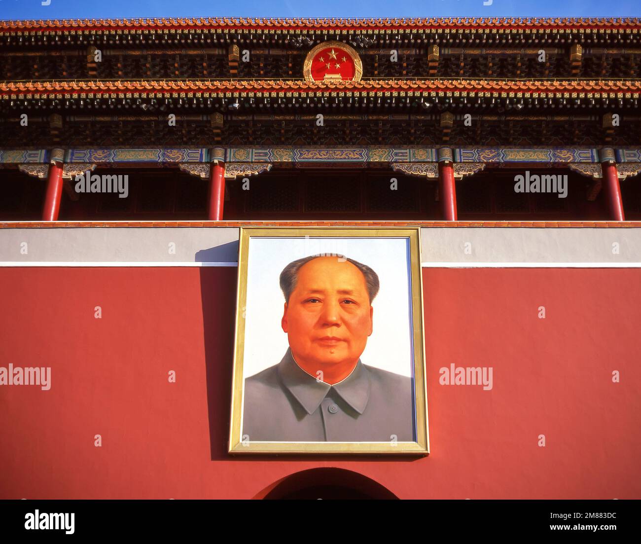 Portrait des Vorsitzenden Mao am Tiananmen-Tor, Tiananmen-Platz, Dongcheng, Peking, Peking und Nordosten, Die Volksrepublik China Stockfoto