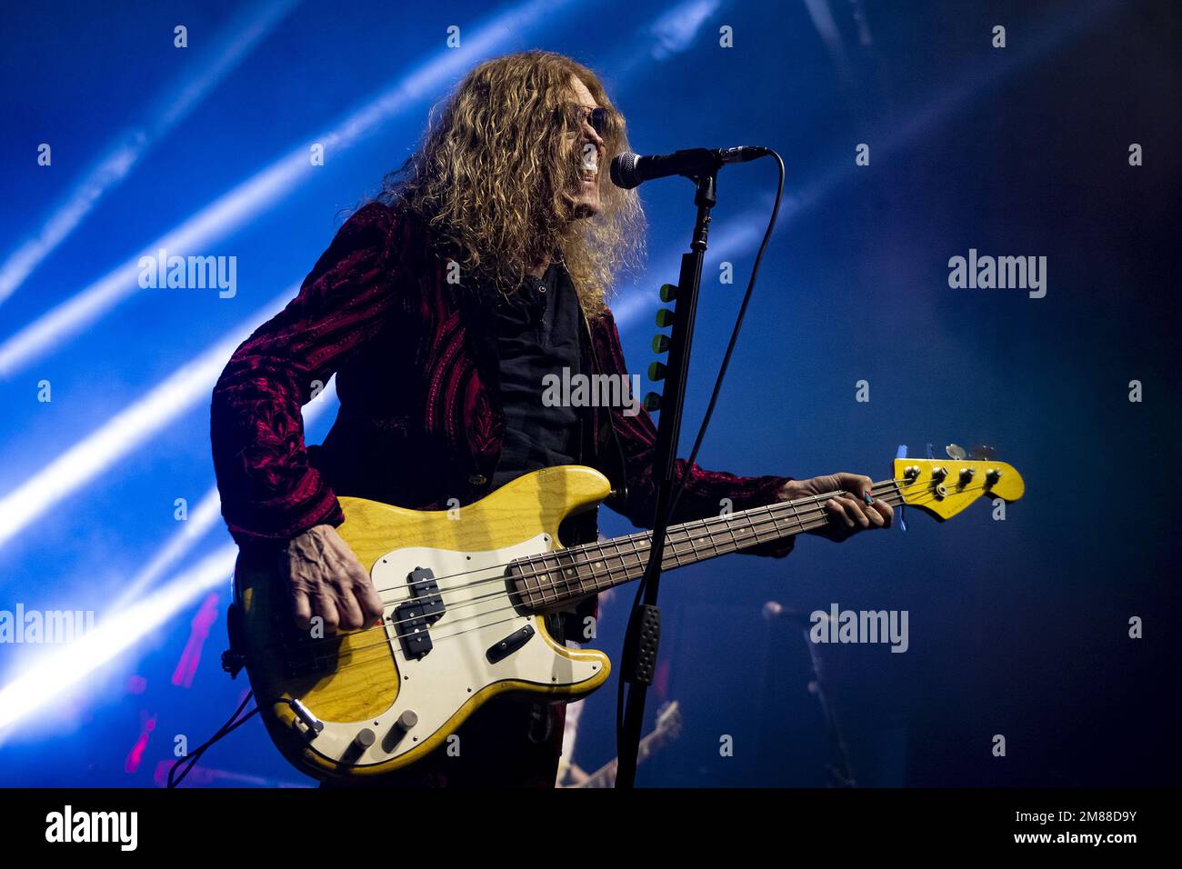 LONDON, ENGLAND: The Dead Daisies treten auf der Bühne des O2 Kentish Town Forum auf. Mit: Glenn Hughes, wo: London, Großbritannien, wenn: 06. Dezember 2022 Kredit: Neil Lupin/WENN Stockfoto