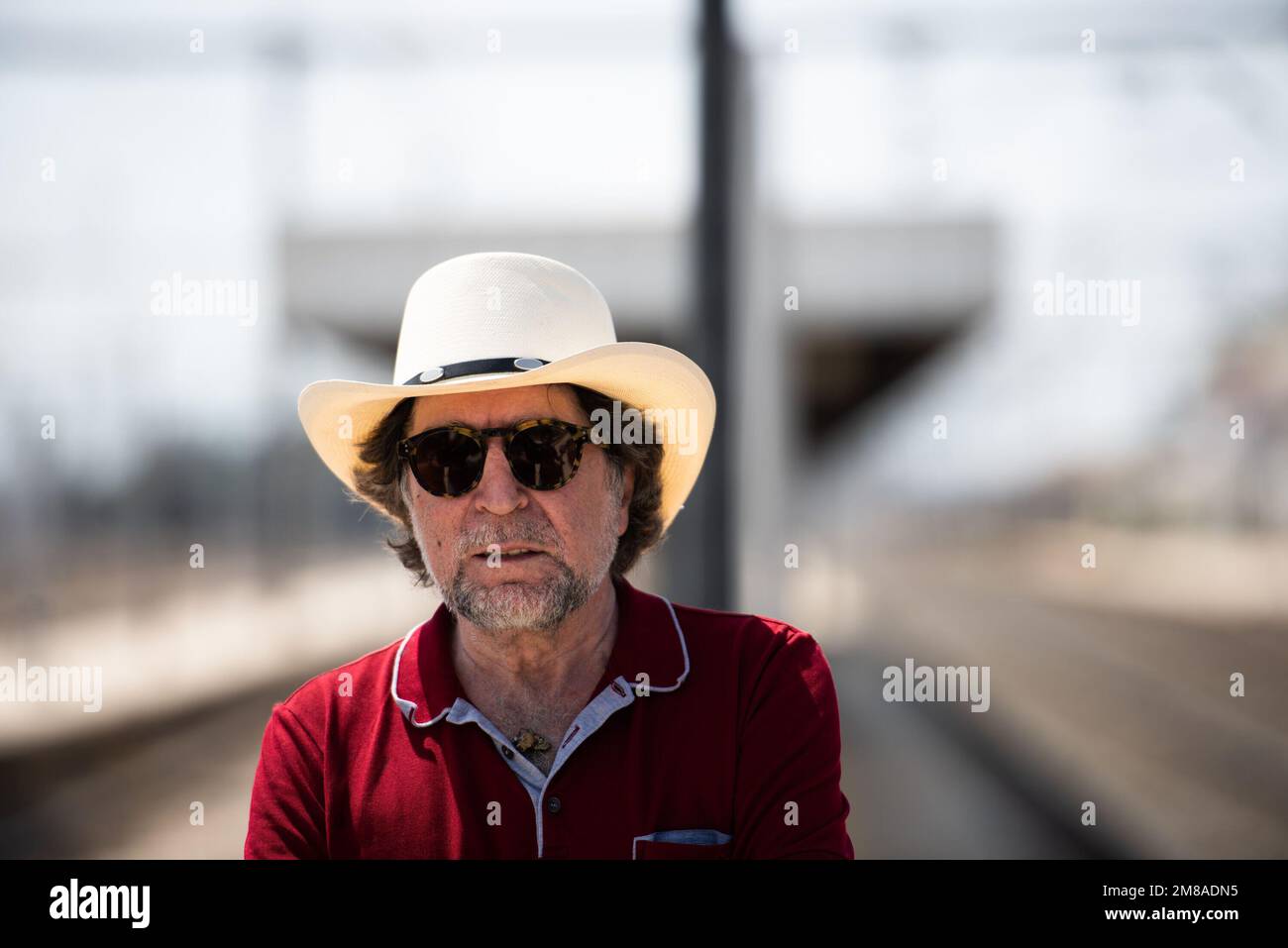 JOAQUIN SABINA in SINTIENDOLO MUCHO (2022), Regie FERNANDO LEON DE ARANOA. Guthaben: BTF Media/Sony Music España/Album Stockfoto