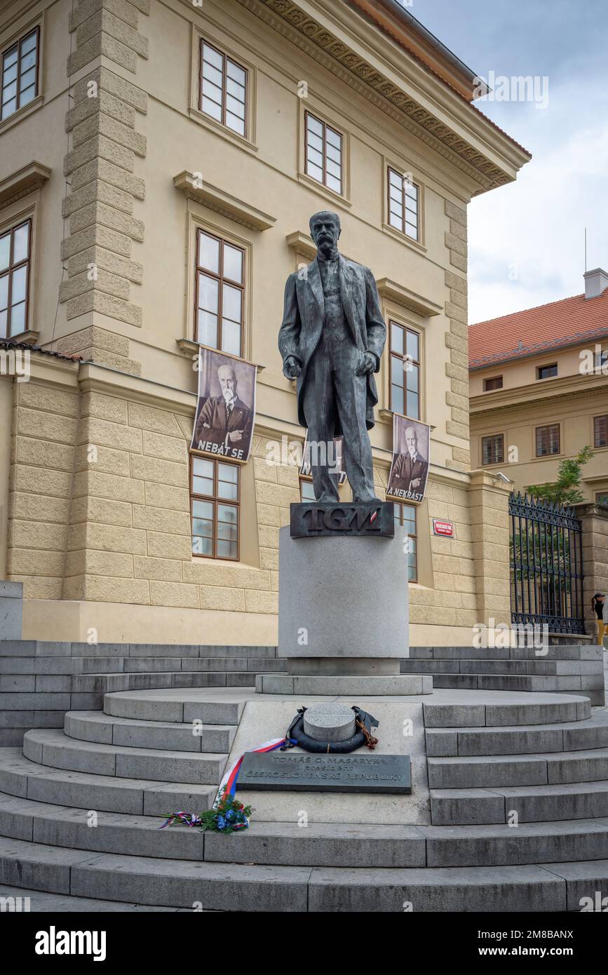 Tomas Garrigue Masaryk Statue am Hradcany Platz - Prag, Tschechische Republik Stockfoto