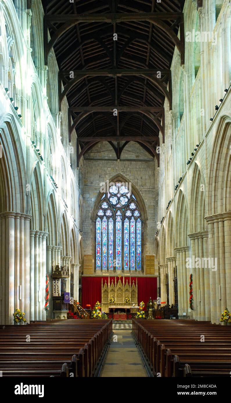 Interieur der Old Bridlington Priory Church mit Holzdach Stockfoto