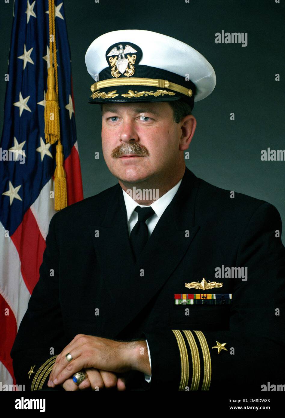 CDR Paul L. Simpson, USNR (gedeckt). Land: Unbekannt Stockfoto