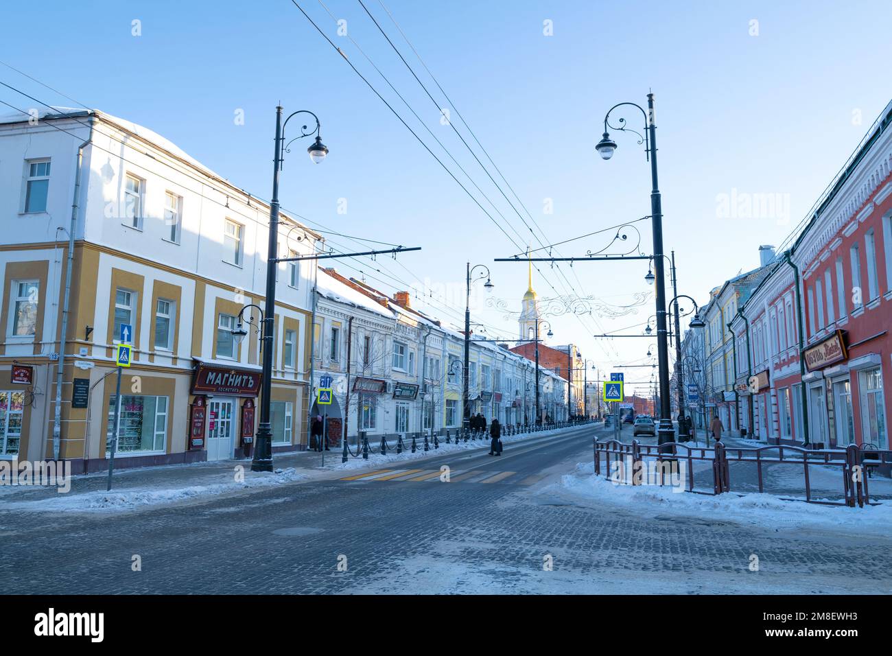 RYBINSK, RUSSLAND 06. JANUAR 2023 KrestovayaStraße (zentrale Straße