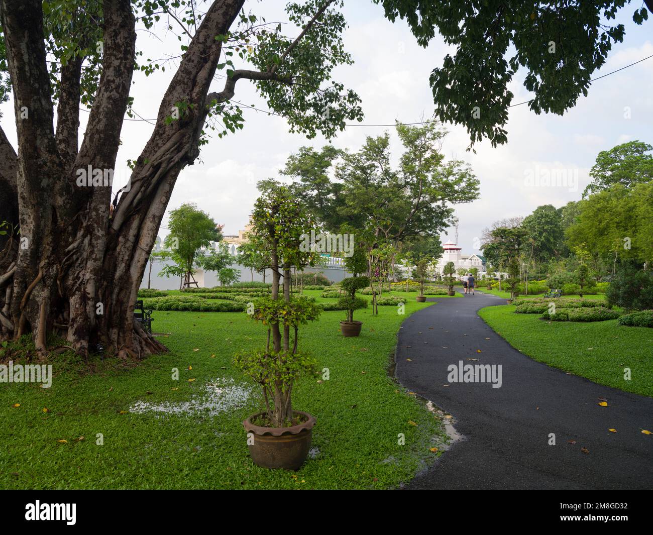 Bangkok, Thailand. 25. November 2022. Mahakan Fort Park. Renoviertes Parkdesign. Stockfoto
