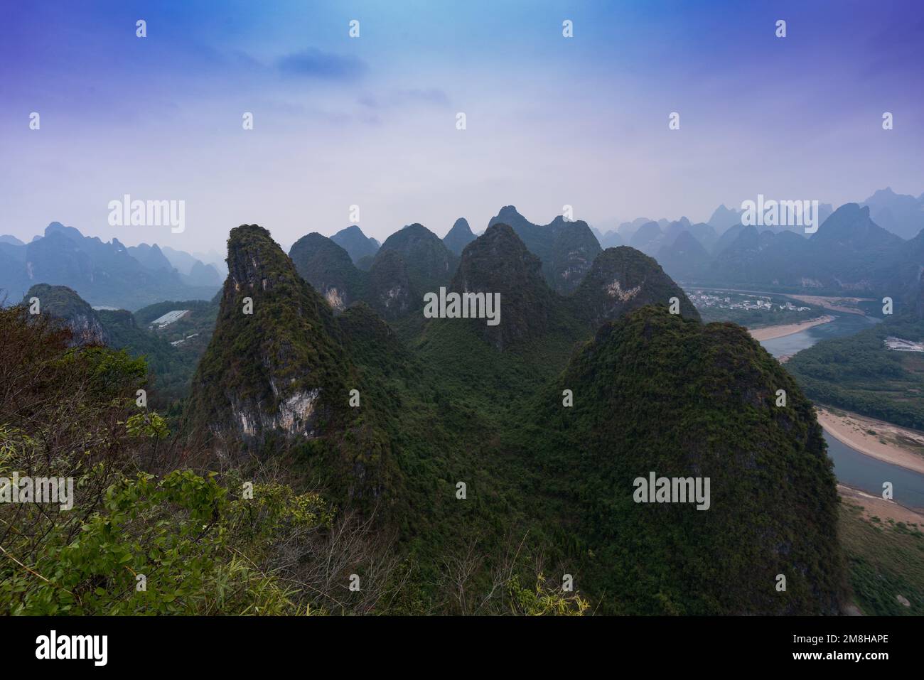 Guilin, yangshuo-Xanggong-Berg Stockfoto