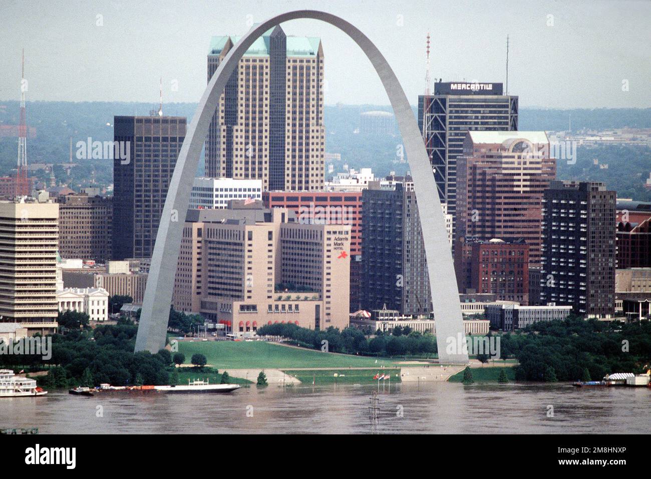 Die Downtown St. Die Gegend um Louis ist von den jüngsten Überschwemmungen schwer getroffen. Basis: Saint Louis Staat: Illinois (IL) Land: Vereinigte Staaten von Amerika (USA) Stockfoto