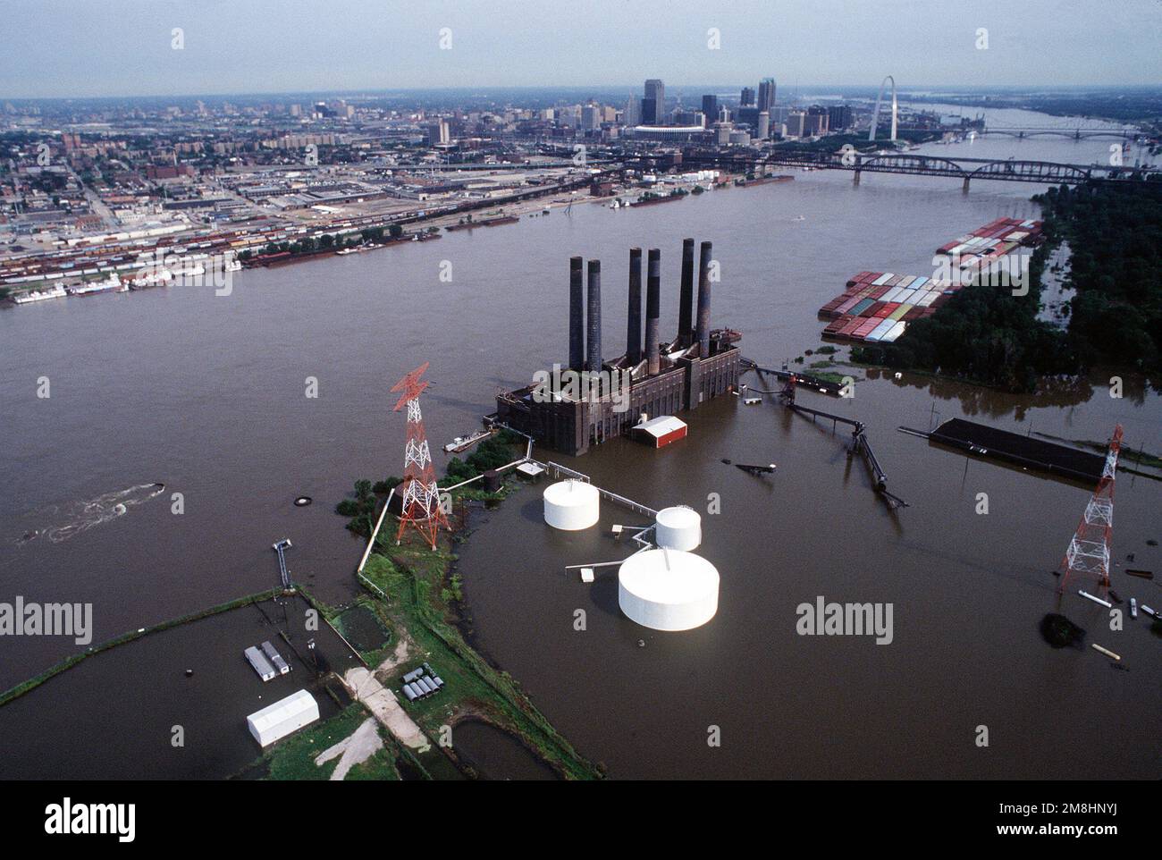 Die Downtown St. Die Gegend um Louis ist von der jüngsten Überschwemmung schwer getroffen. Basis: Saint Louis Staat: Illinois (IL) Land: Vereinigte Staaten von Amerika (USA) Stockfoto
