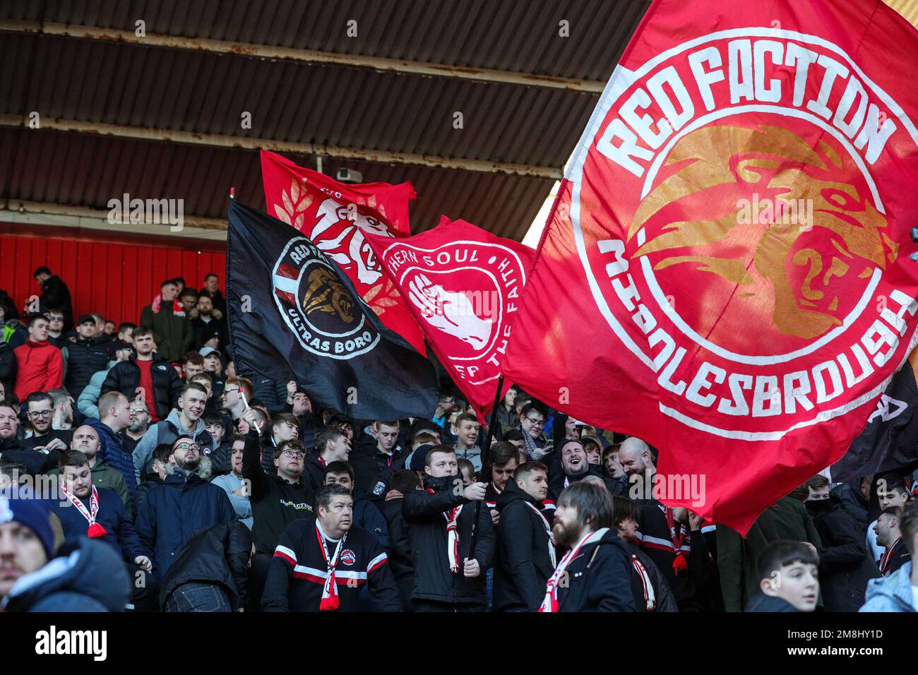 MiddlesbroughFans feuern ihr Team während des Sky Bet Championship