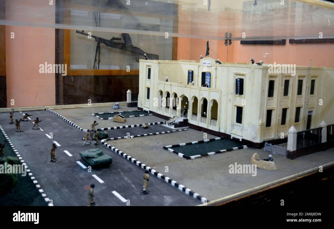 Kairo, Ägypten, Januar 7 2023: Ein Maquettenmodell der Polizeistation der Stadt Ismailia in der Zitadelle von Kairo zum Gedenken an den Tag der ägyptischen Nationalpolizei und an ma Stockfoto