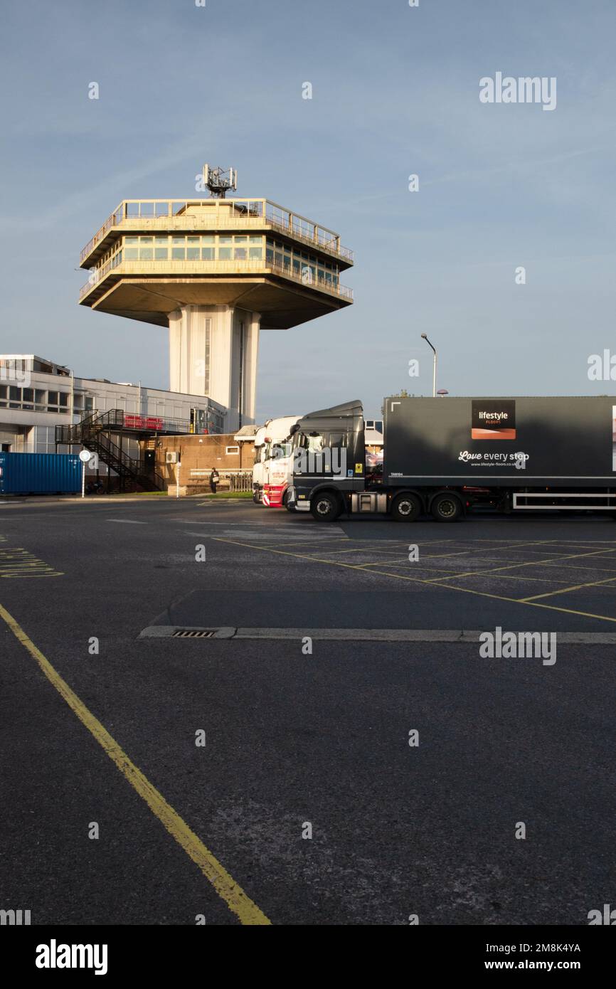 The Pennine Tower, Lancaster Motorway Services, England, Großbritannien Stockfoto