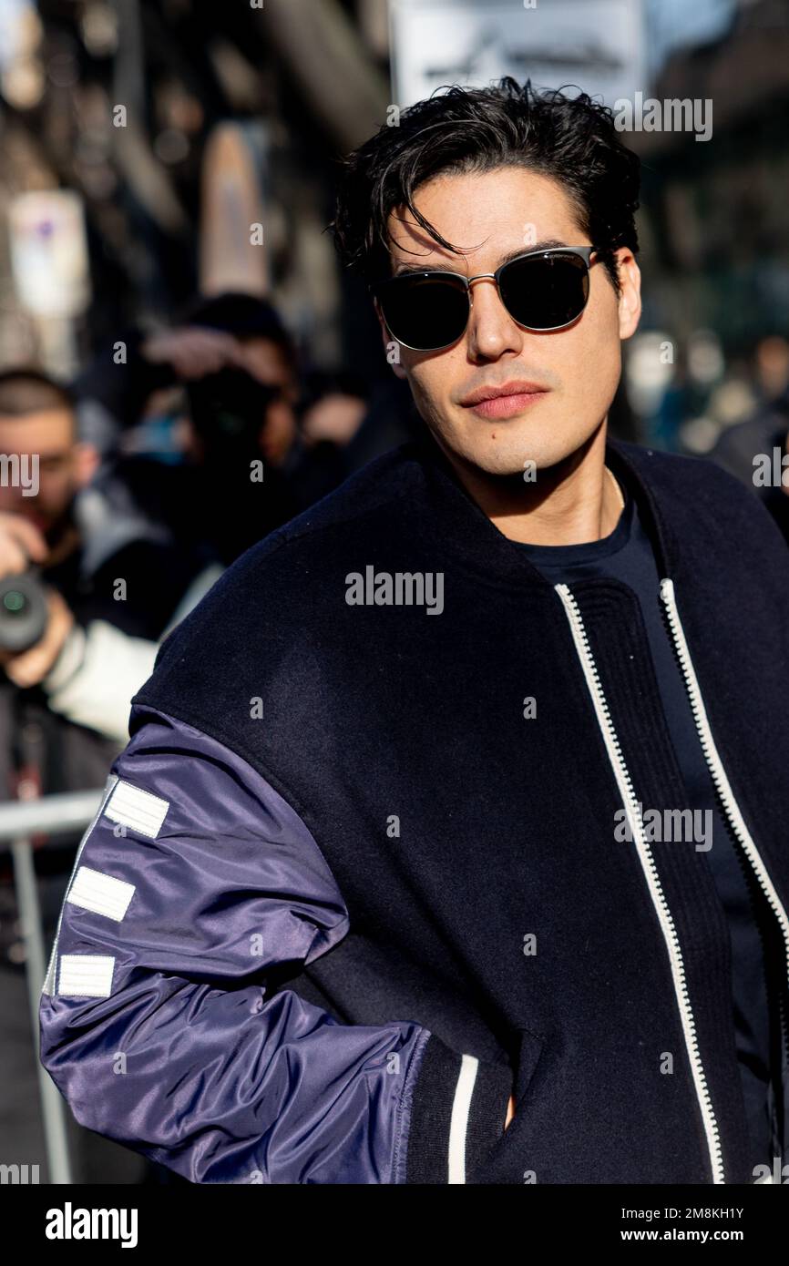 Mailand, Italien. 14. Januar 2023. Cristiano Caccamo ist auf der Armani Show während der Mailänder Fashion Week Menswear Herbst/Winter 2023/2024 in Mailand zu sehen (Foto: /Sipa USA). SIPA USA/Alamy Live News Stockfoto