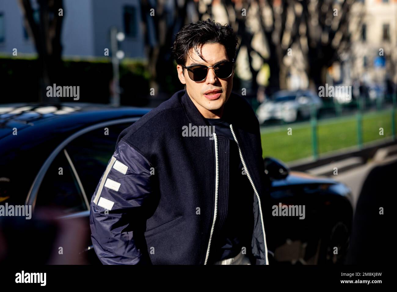 Mailand, Italien. 14. Januar 2023. Cristiano Caccamo wird auf der Armani-Show während der Mailänder Fashion Week Menswear Herbst/Winter 2023/2024 in Milano gesehen Guthaben: SOPA Images Limited/Alamy Live News Stockfoto