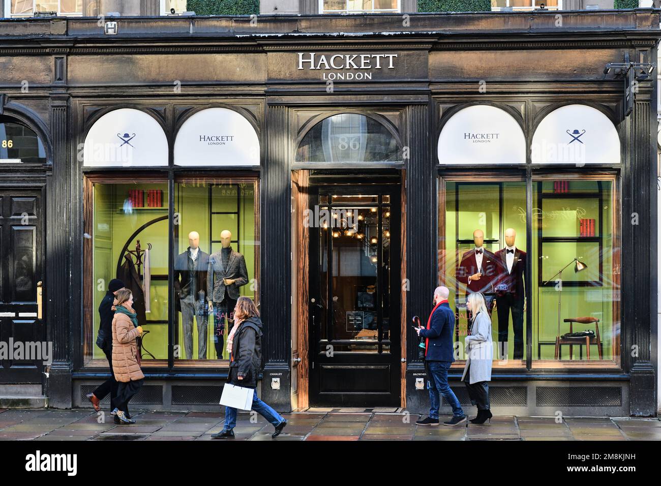 Edinburgh Scotland, Vereinigtes Königreich, 14. Januar 2023. Hackett-Laden in der George Street. Live-Nachrichten von sst/alamy Stockfoto