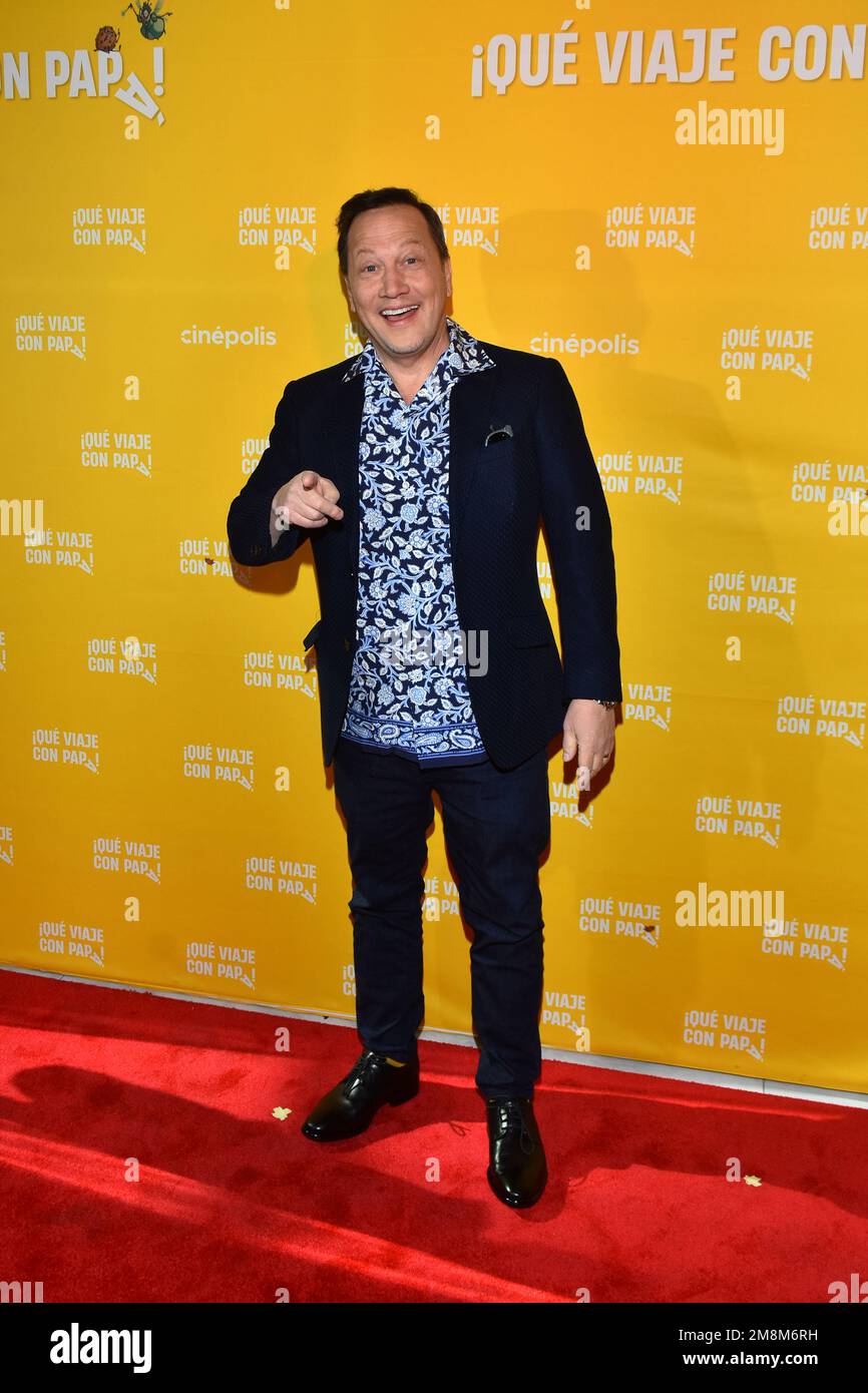 Mexiko-Stadt, Mexiko. 14. Januar 2023. Der amerikanische Schauspieler Rob Schneider besucht die Daddy Daughter Trip Filmpremiere auf der Cinepolis Mitikah. Am 14. Januar 2023 in Mexico City, Mexiko. (Kreditbild: © Carlos Tischler/Eyepix via ZUMA Press Wire) NUR REDAKTIONELLE VERWENDUNG! Nicht für den kommerziellen GEBRAUCH! Kredit: ZUMA Press, Inc./Alamy Live News Stockfoto