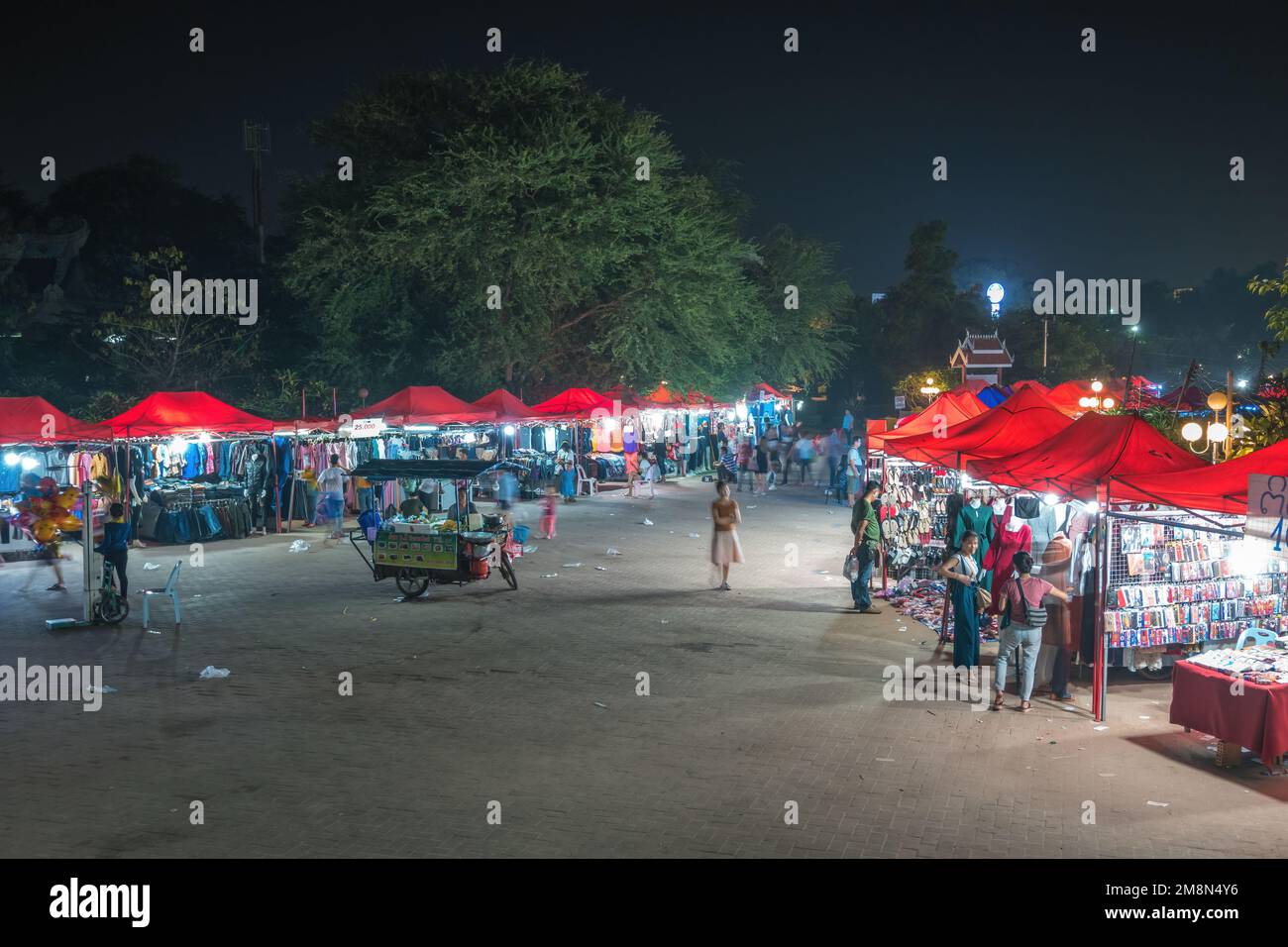 Vientiane, Laos - 14. Oktober 2018 : nächtliche Skyline auf dem Nachtmarkt von Vientiane Stockfoto